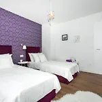 Villa Luxury Sea Side With Heated Pool