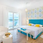 Luxury Sea Side With Heated Pool Rogoznica (Sibenik-Knin)