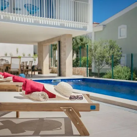 Luxury Sea Side With Heated Pool Rogoznica (Sibenik-Knin)
