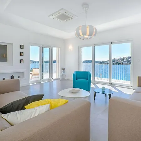 Villa Luxury Sea Side With Heated Pool Rogoznica (Sibenik-Knin)