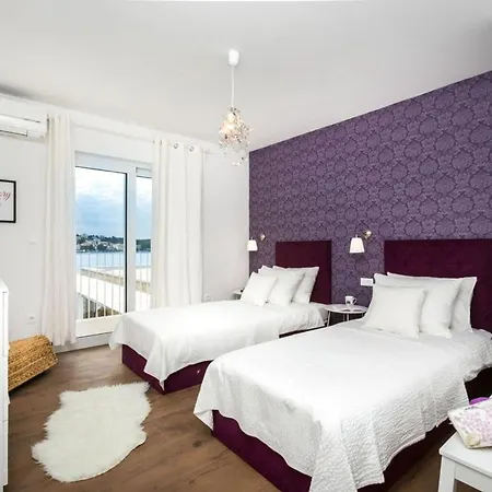 Luxury Sea Side With Heated Pool Rogoznica (Sibenik-Knin)