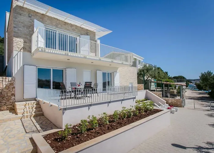 Villa Luxury Sea Side With Pool *