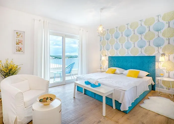 Luxury Sea Side With Pool Rogoznica (Sibenik-Knin)