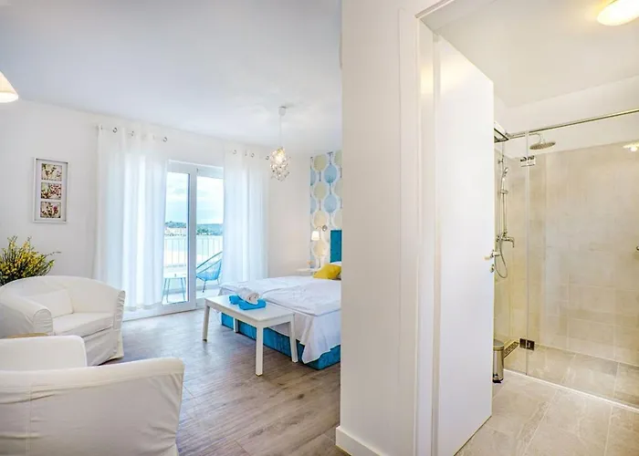 Luxury Sea Side With Pool Rogoznica (Sibenik-Knin)