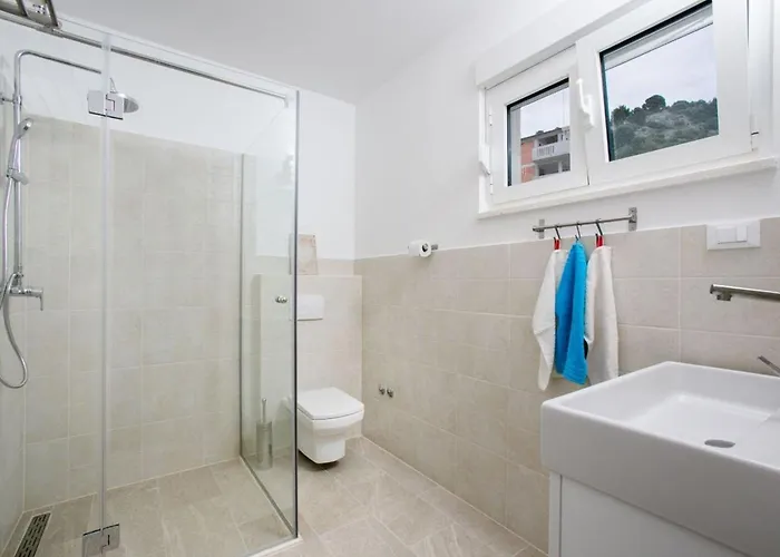 Luxury Sea Side With Pool Villa *