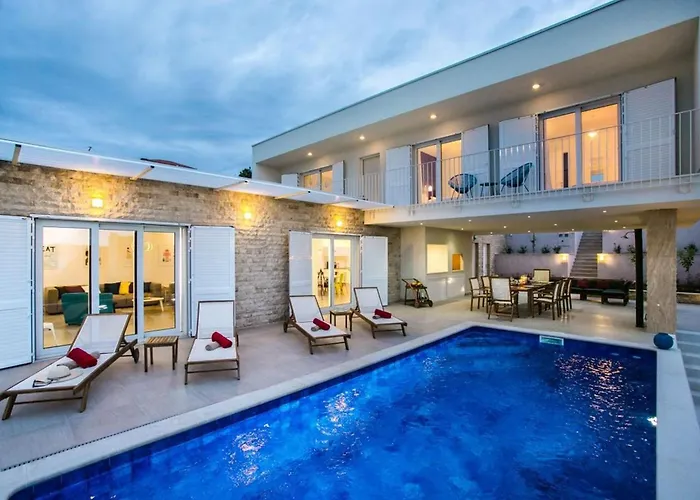 Luxury Sea Side With Pool Rogoznica (Sibenik-Knin)